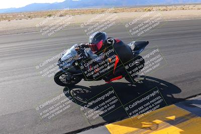 media/Dec-18-2022-SoCal Trackdays (Sun) [[8099a50955]]/Turn 4 Inside (10am)/